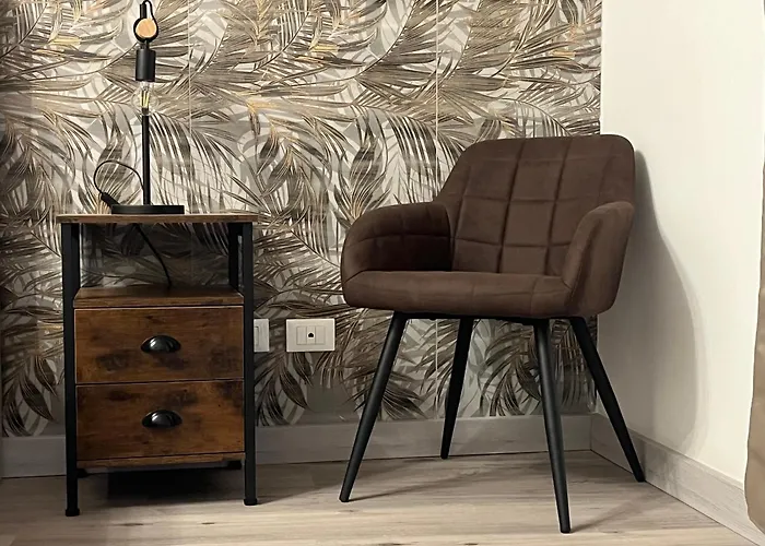 Vatican Fashion Home